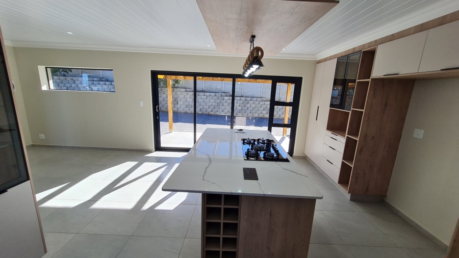 3 Bedroom Property for Sale in Dana Bay Western Cape